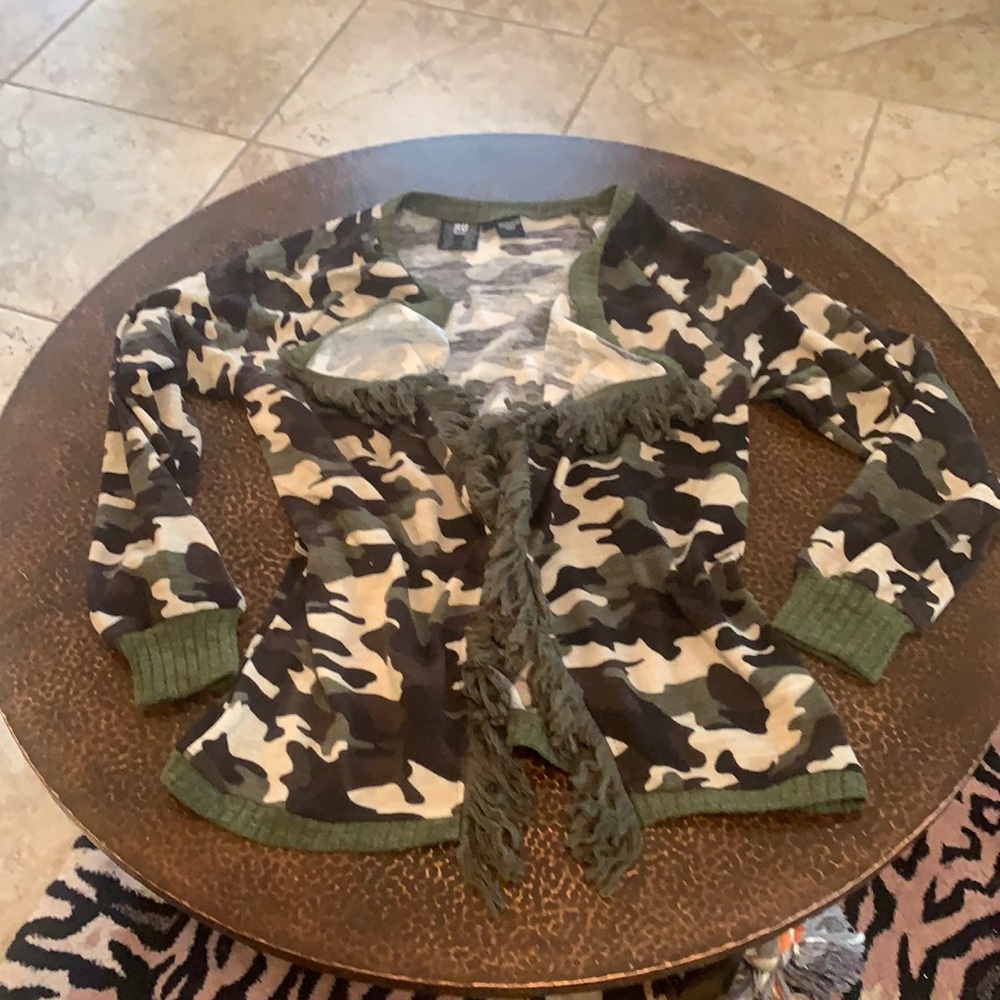 RU Apparel drape tassel front CAMO l/s sweater !